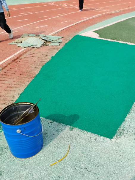 十堰球场翻新修补改造专项服务介绍